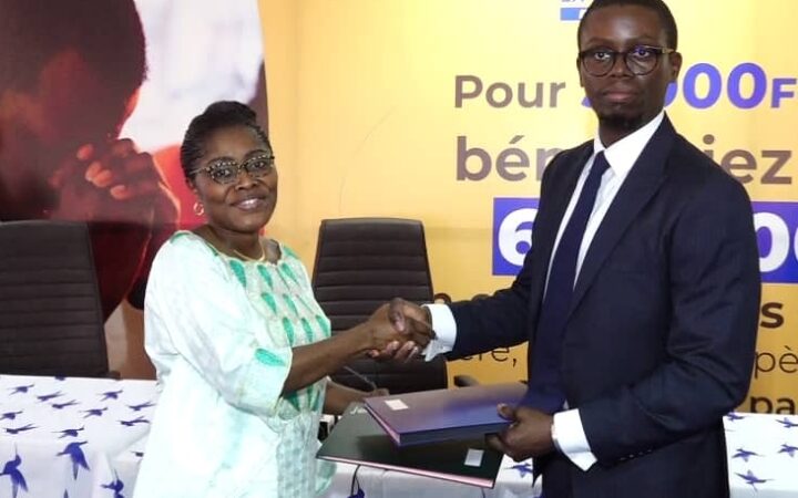 Passation de service à La Poste du Bénin: Prof Judith Glidja laisse une entreprise en pleine santé à son successeur