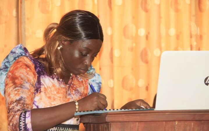 Soutenance sur les impacts du projet SWEDD-BÉNIN : Gloria Wagouté obtient sa licence en sociologie avec mention très bien