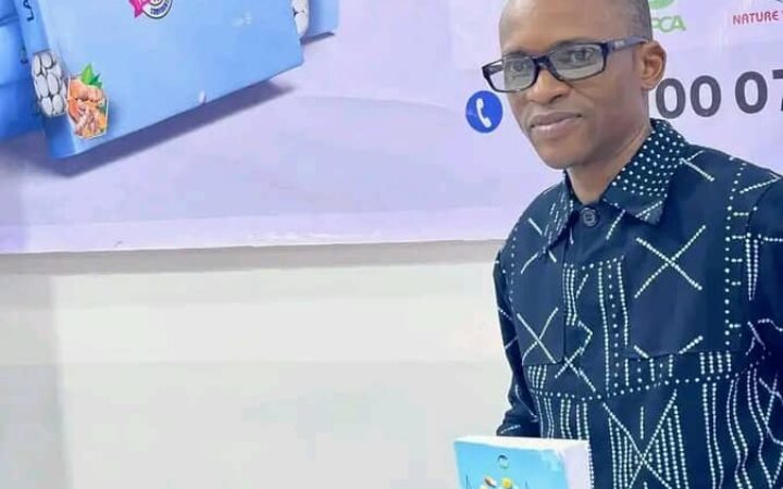 Lancement du livre la santé à tout prix : Emmanuel Wetohossou prône une médecine intégrative