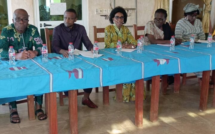 Tournée du COUS-AC dans les intendances universitaires :Ghislaine Fagbohoun à l’écoute des doléances et propositions des étudiants et du personnel pour des solutions concrètes