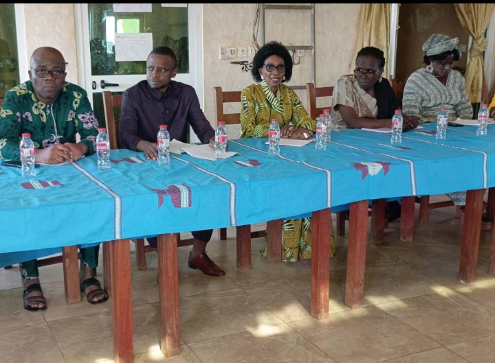 Tournée du COUS-AC dans les intendances universitaires :Ghislaine Fagbohoun à l’écoute des doléances et propositions des étudiants et du personnel pour des solutions concrètes