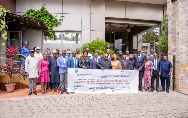Mise en place et renforcement de capacités du Réseau Régional de Parlementaires du bassin de la Volta: le GWP-AO promeut une gouvernance solidaire de l’eau en Afrique de l’Ouest